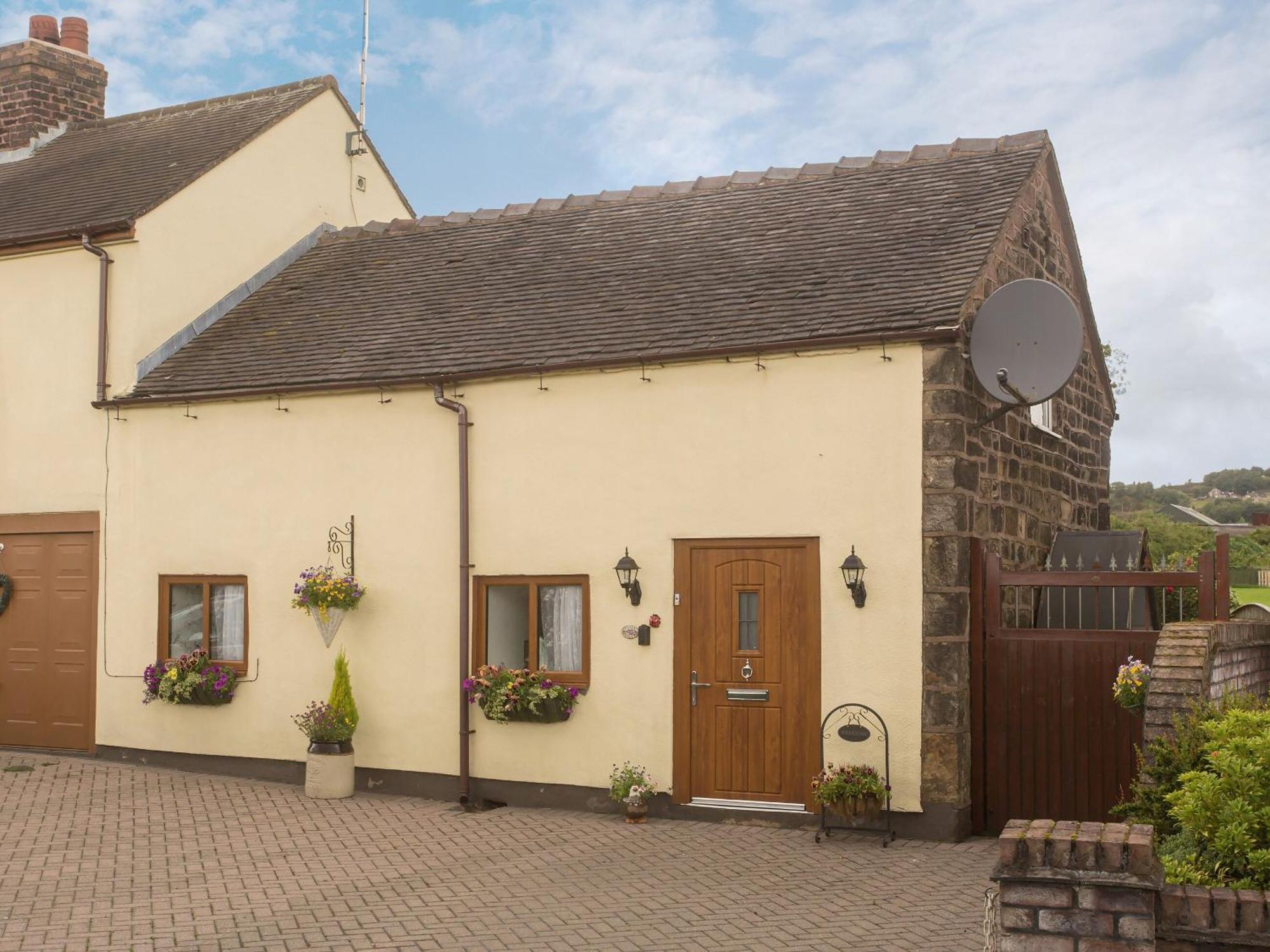 Villa Hippos Rest Mow Cop Exterior foto